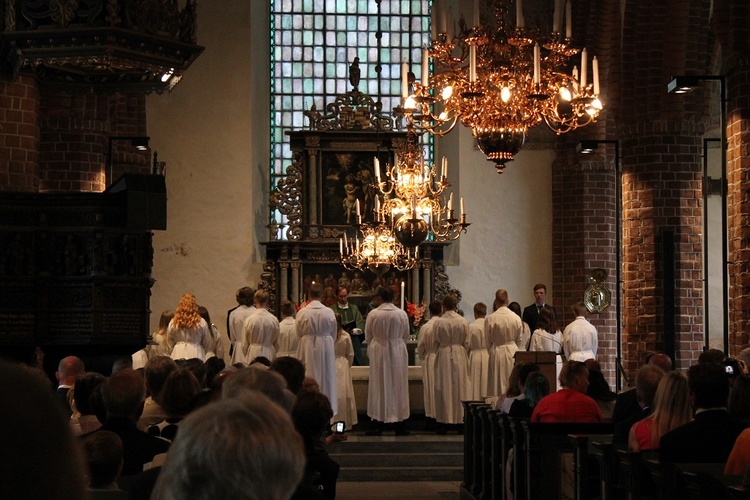 Konfirmation i Pargas kyrka