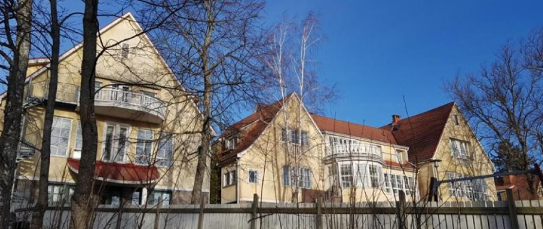 Pjukala gamla folkhögskola